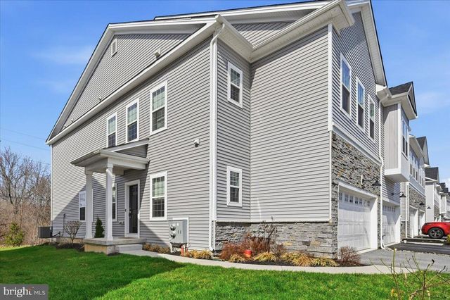 279 RED LEAF LN, Exton, PA 19341