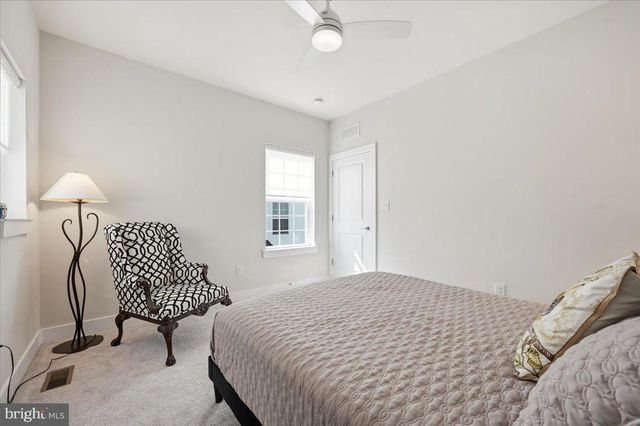 279 RED LEAF LN, Exton, PA 19341