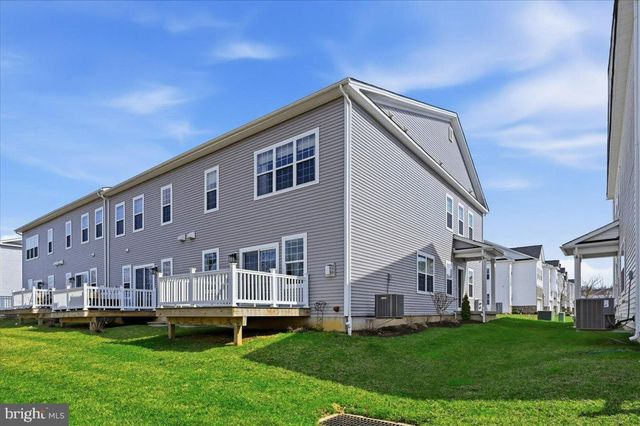 279 RED LEAF LN, Exton, PA 19341