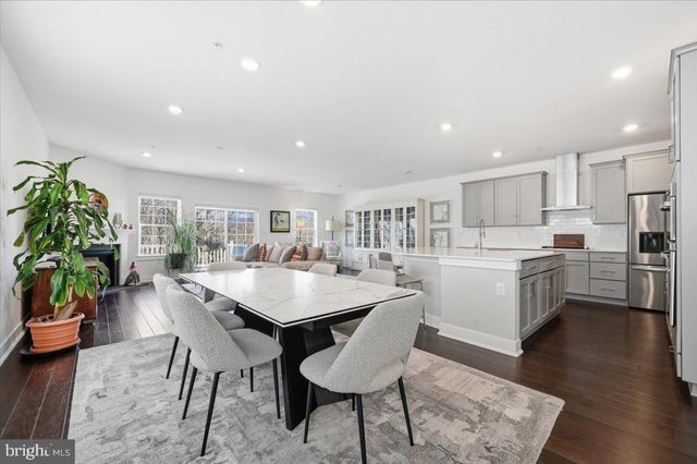 279 RED LEAF LN, Exton, PA 19341