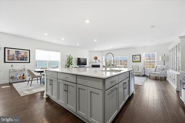 279 RED LEAF LN, Exton, PA 19341