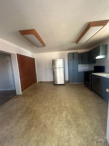 75 Hanson Lane, Pueblo, CO 81001