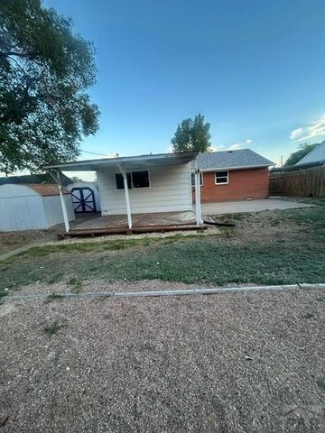 75 Hanson Lane, Pueblo, CO 81001