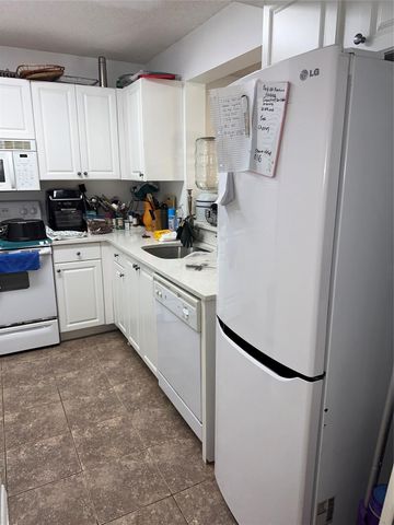 1450 SE 3rd Avenue 107, Dania Beach, FL 33004