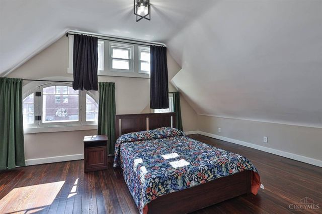 2703 Ashland Avenue, Cincinnati, OH 45206