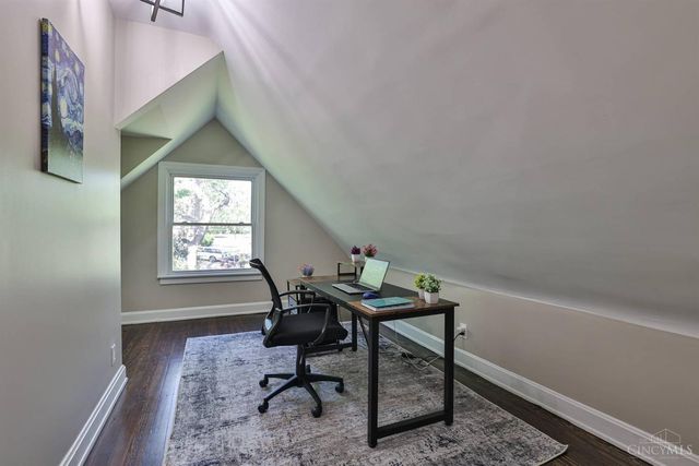 2703 Ashland Avenue, Cincinnati, OH 45206