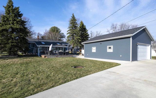 7 North Street, Deerfield, WI 53531