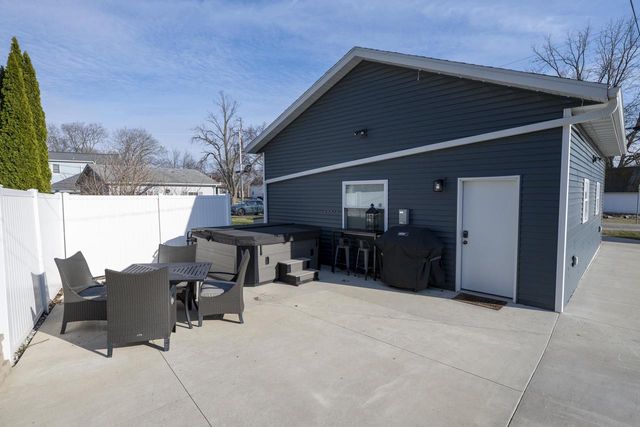 7 North Street, Deerfield, WI 53531