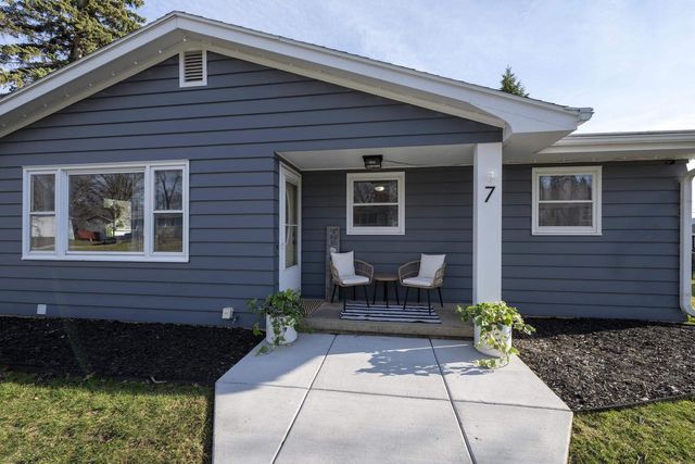 7 North Street, Deerfield, WI 53531