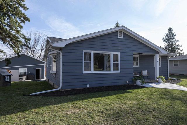 7 North Street, Deerfield, WI 53531