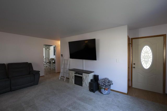 7 North Street, Deerfield, WI 53531