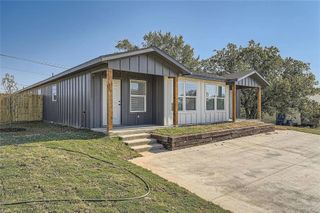 113 Fisher ST A & B, Elgin, TX 78621