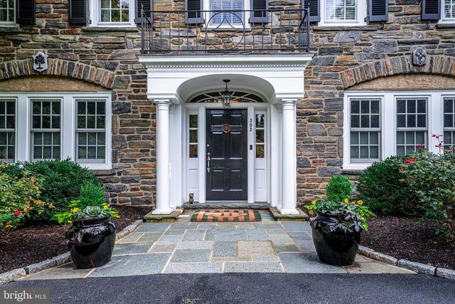 302 BRENTFORD RD, Haverford, PA 19041