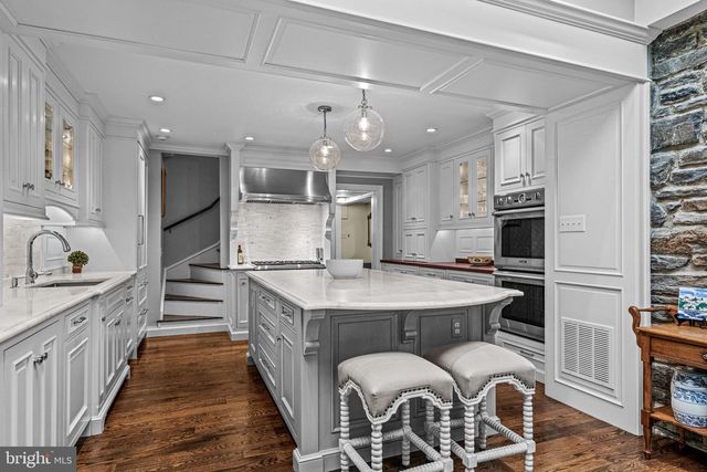 302 BRENTFORD RD, Haverford, PA 19041