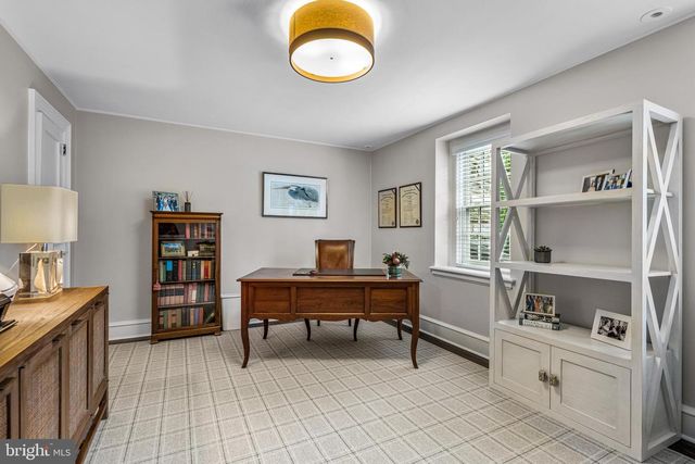 302 BRENTFORD RD, Haverford, PA 19041