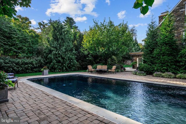 302 BRENTFORD RD, Haverford, PA 19041