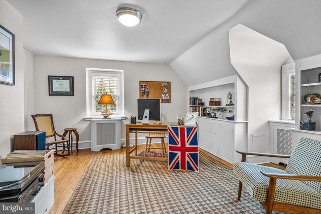 302 BRENTFORD RD, Haverford, PA 19041