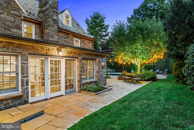 302 BRENTFORD RD, Haverford, PA 19041