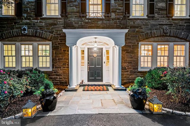 302 BRENTFORD RD, Haverford, PA 19041