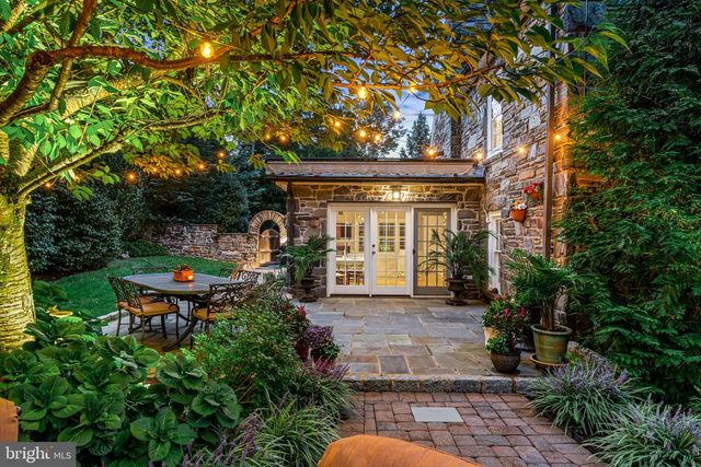 302 BRENTFORD RD, Haverford, PA 19041