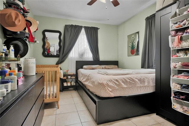 2113 NW 93rd St, Miami, FL 33147