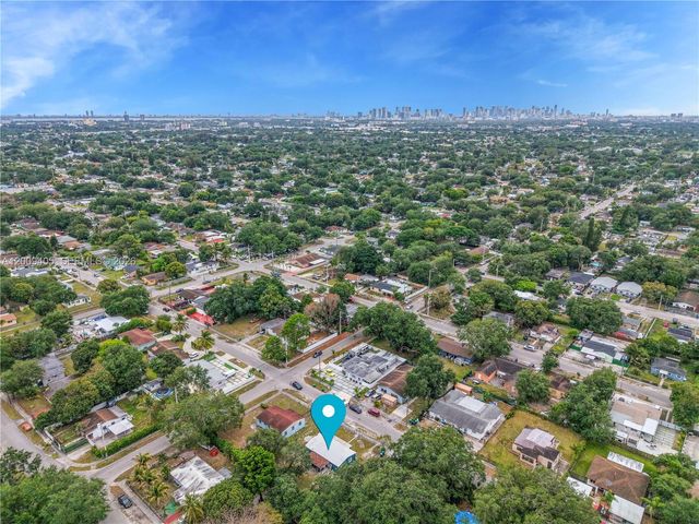 2113 NW 93rd St, Miami, FL 33147