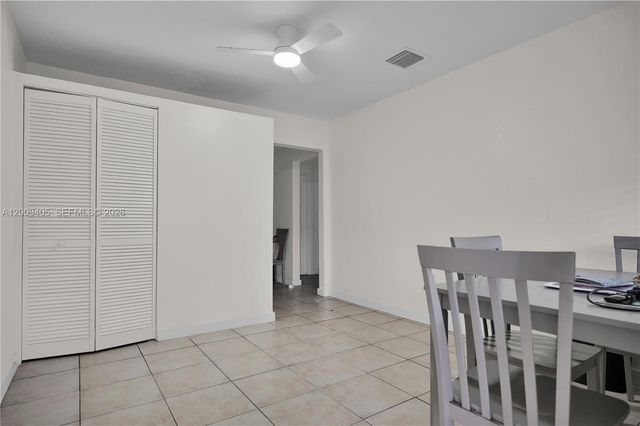 2113 NW 93rd St, Miami, FL 33147