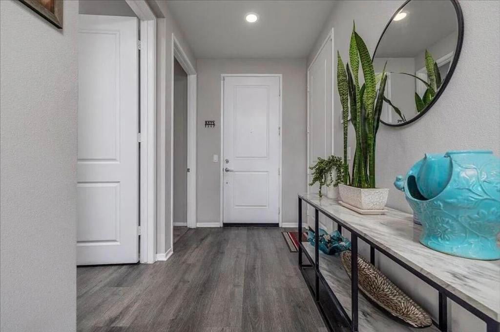 Image 14 of property listing at 66315 Cahuilla Avenue, Desert Hot Springs, CA 92240