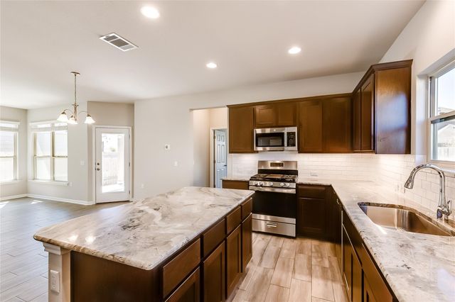 821 Falkland TRCE, Pflugerville, TX 78660