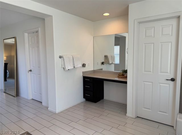 2925 Green Falls Avenue, Henderson, NV 89052