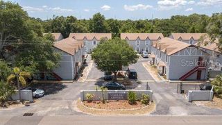 5716 N LINCOLN AVENUE C, Tampa, FL 33614