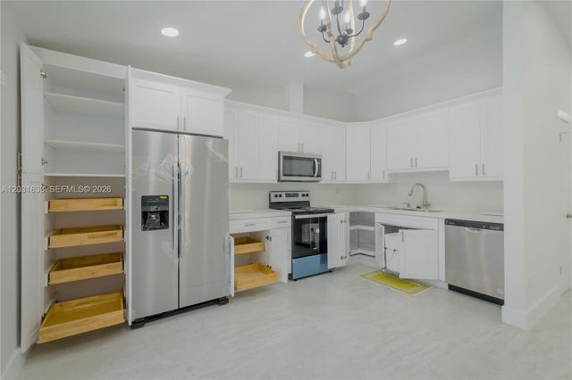 11903 SW 110th St Cir E 11903, Miami, FL 33186
