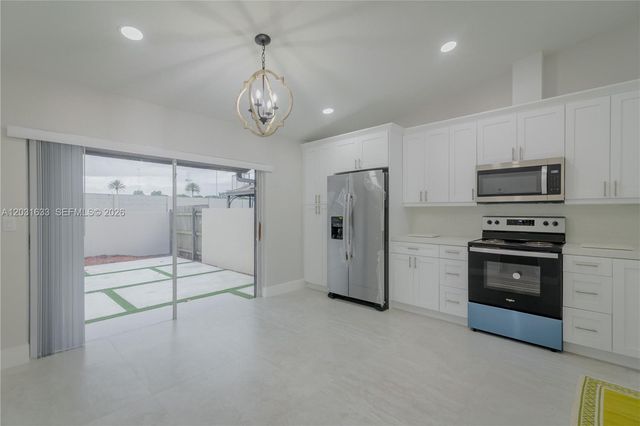 11903 SW 110th St Cir E 11903, Miami, FL 33186