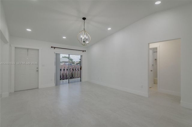 11903 SW 110th St Cir E 11903, Miami, FL 33186