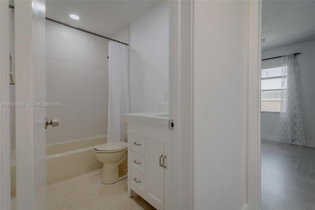 11903 SW 110th St Cir E 11903, Miami, FL 33186