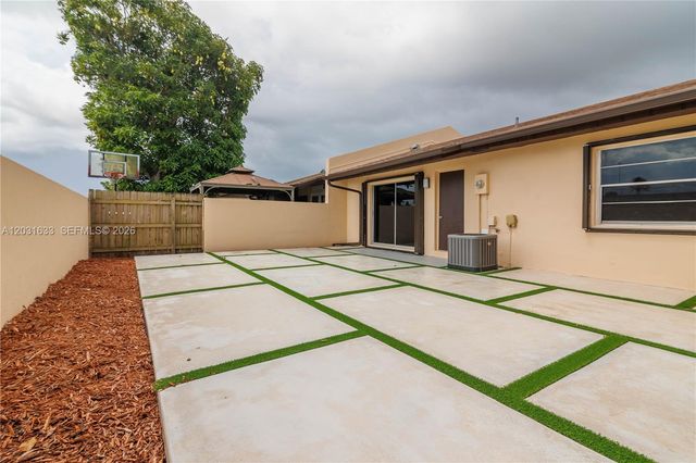 11903 SW 110th St Cir E 11903, Miami, FL 33186