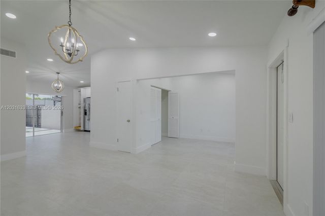 11903 SW 110th St Cir E 11903, Miami, FL 33186