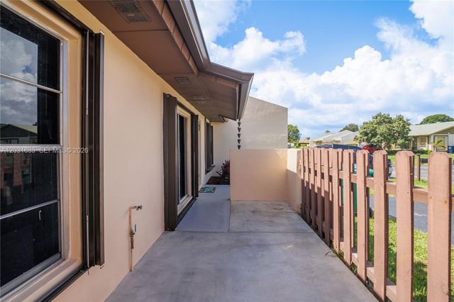 11903 SW 110th St Cir E 11903, Miami, FL 33186