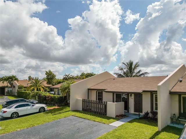 11903 SW 110th St Cir E 11903, Miami, FL 33186