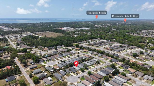5583 Meadow Creek Pl, Gulf Breeze, FL 32563