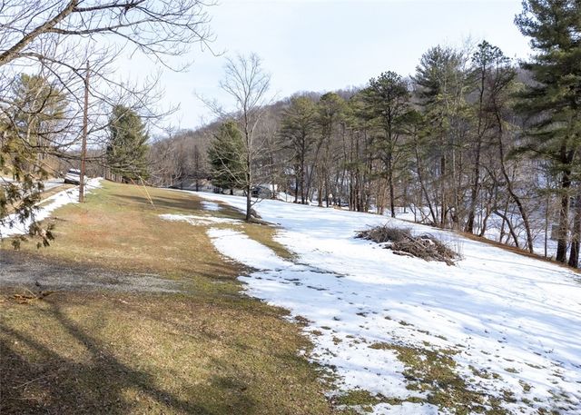 5005 Mamont Road, Murrysville, PA 15668