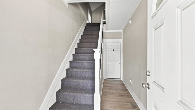 708 E Jefferson Boulevard, Fort Wayne, IN 46802
