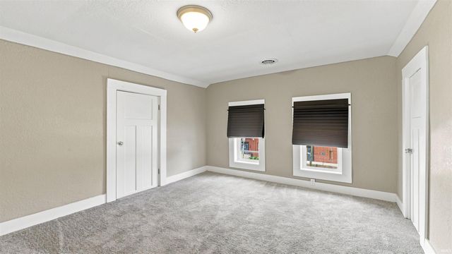 708 E Jefferson Boulevard, Fort Wayne, IN 46802