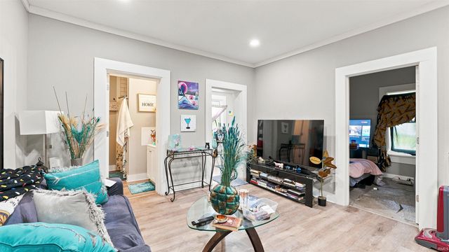 708 E Jefferson Boulevard, Fort Wayne, IN 46802