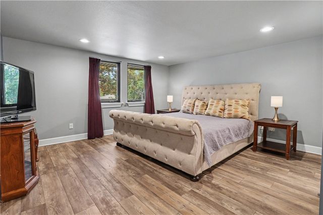 604 N Vinson Avenue, Fayetteville, AR 72701