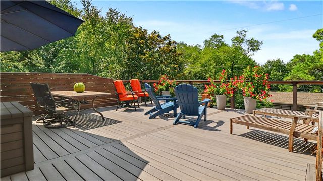 604 N Vinson Avenue, Fayetteville, AR 72701