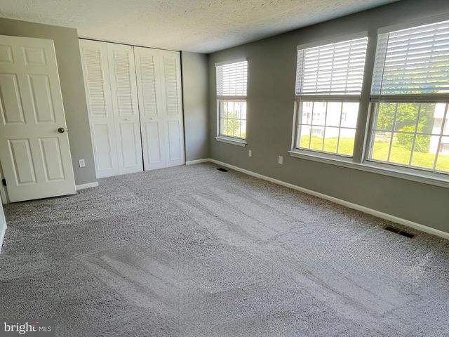 2735 BECKON DR, Edgewood, MD 21040