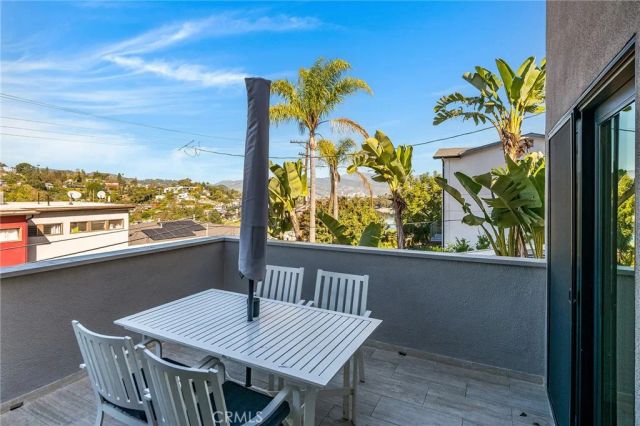 1800 Silverwood Terrace, Los Angeles, CA 90026