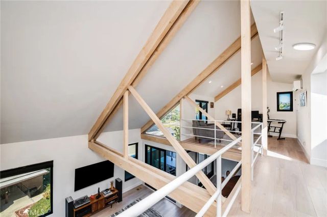 1800 Silverwood Terrace, Los Angeles, CA 90026