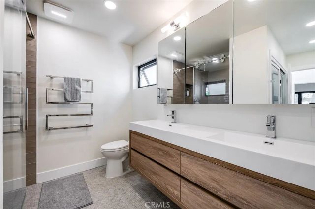 1800 Silverwood Terrace, Los Angeles, CA 90026